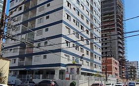 Cond Renata IV - Apto 02 dorm - 150mts Praia com Wi-fi 200Gb gratuito